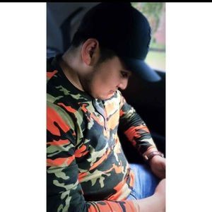 Meet your Posher, Adrian